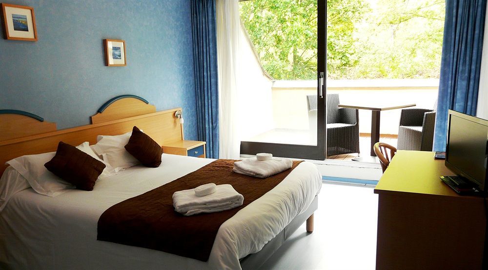 Brit Hotel Du Ban 쇼드-재그 외부 사진