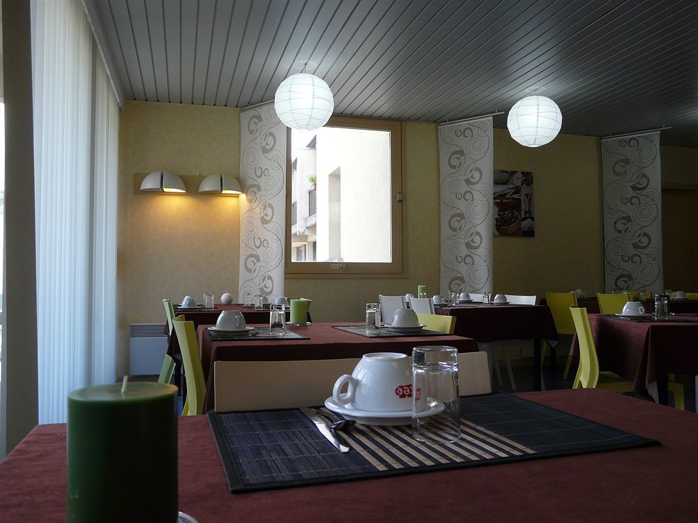 Brit Hotel Du Ban 쇼드-재그 외부 사진
