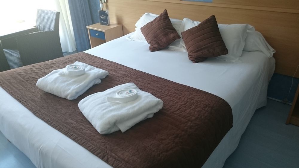 Brit Hotel Du Ban 쇼드-재그 외부 사진