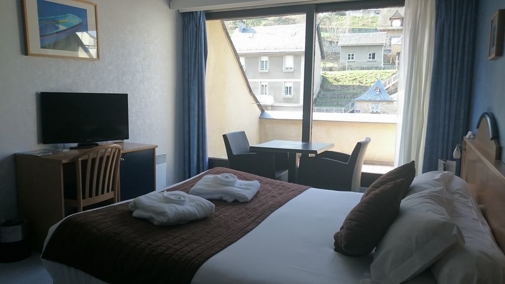 Brit Hotel Du Ban 쇼드-재그 외부 사진